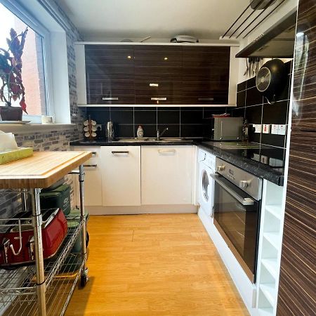 Kelvingrove 2 Bedroom Apartment - Private Parking Glasgow Exterior foto