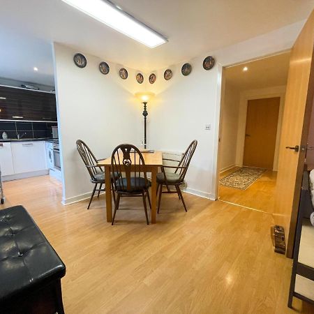 Kelvingrove 2 Bedroom Apartment - Private Parking Glasgow Exterior foto