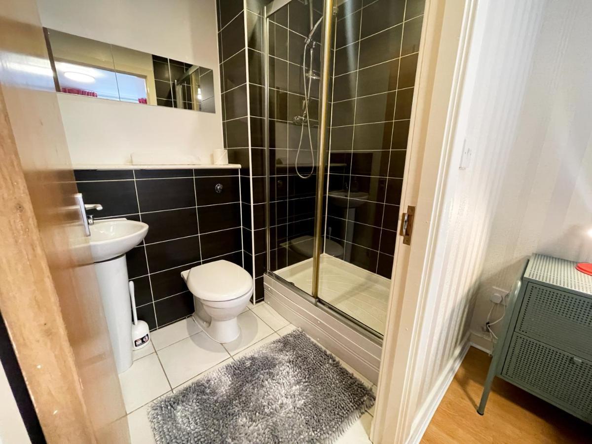 Kelvingrove 2 Bedroom Apartment - Private Parking Glasgow Exterior foto