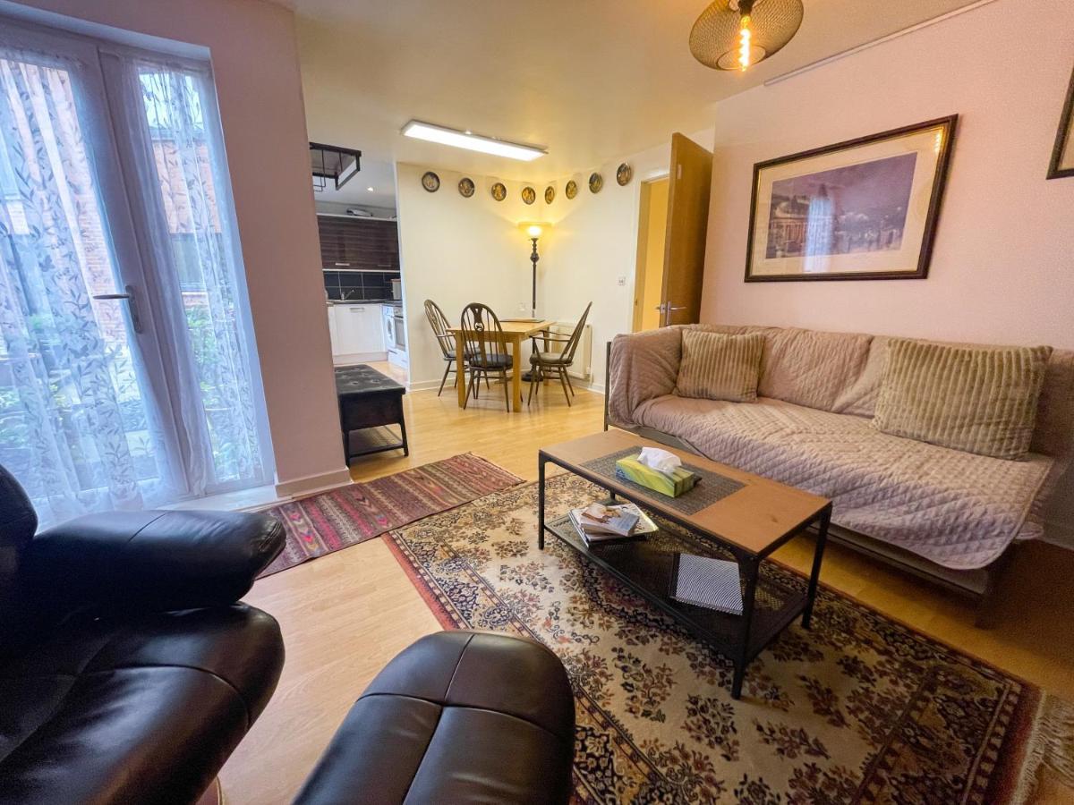 Kelvingrove 2 Bedroom Apartment - Private Parking Glasgow Exterior foto